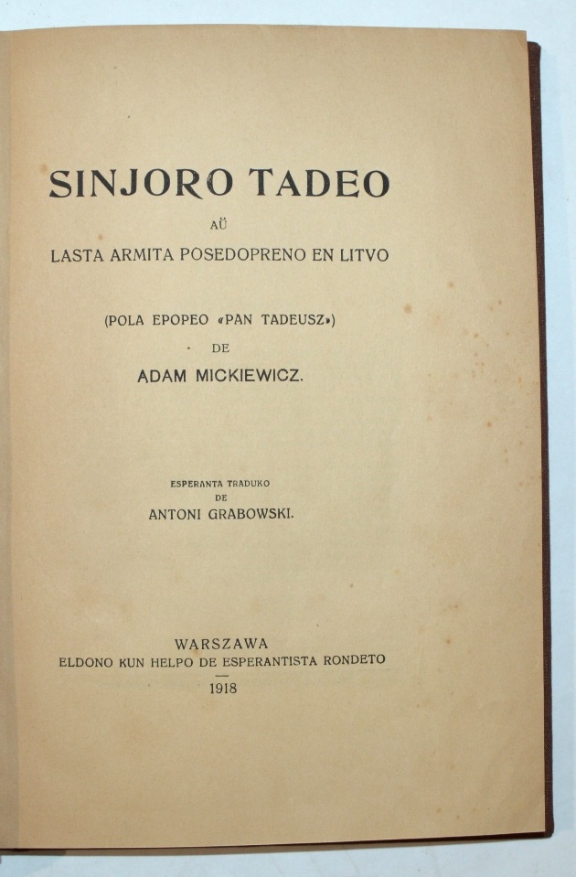 Sinjoro Tadeo au lasta armita posedopreno en Litvo.